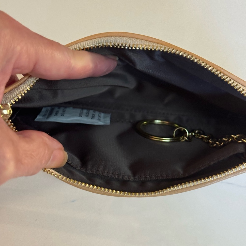 NWT DOONEY AND BOURKE LIGHT LAVENDER WRISTLET WITH LEATHER TRIM! - Picture 7 of 9
